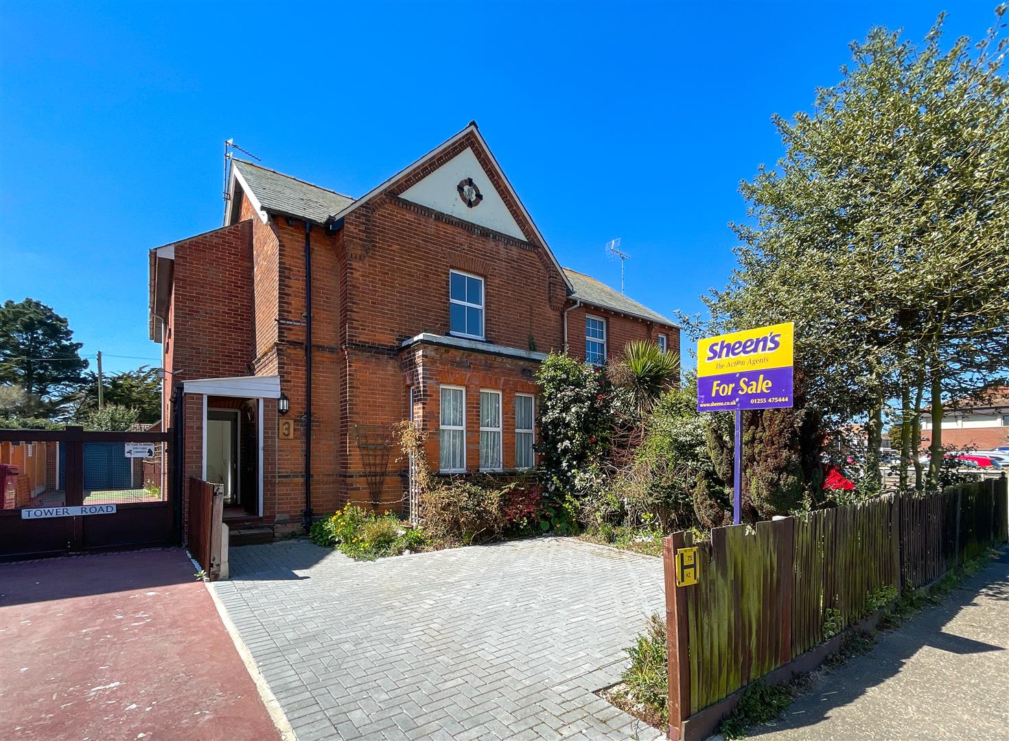 Tower Road, ClactonOnSea Sheen's